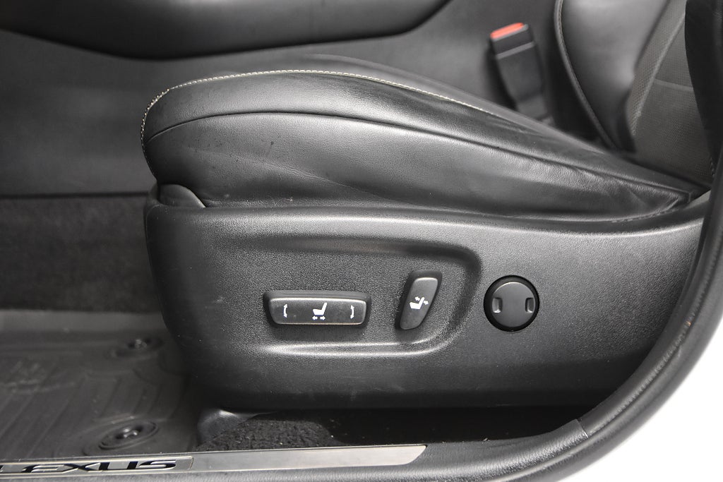 Lexus NX300h 2017 - miniatyr 13