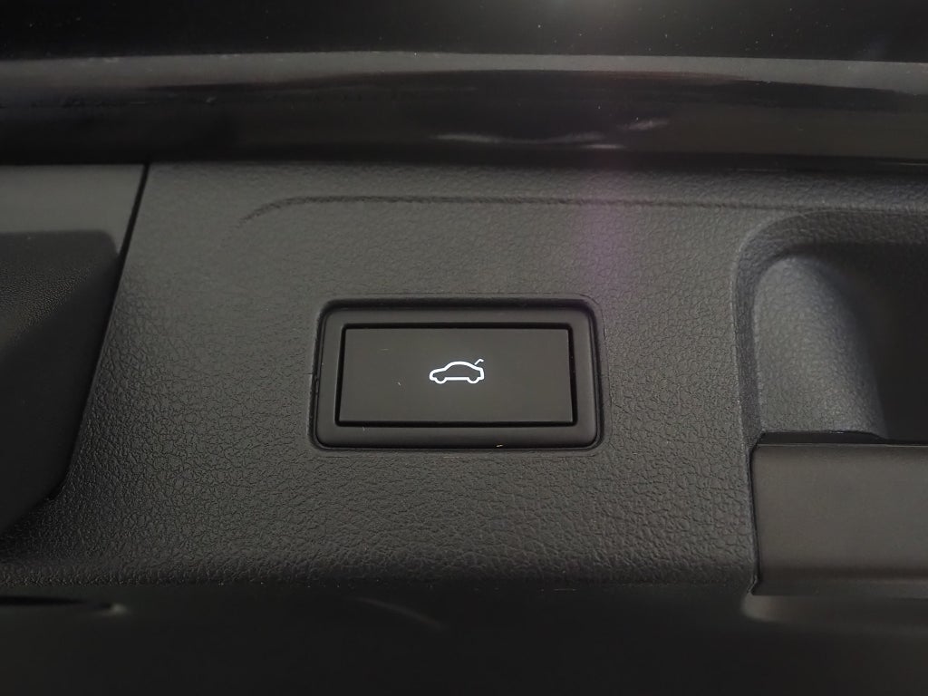 Volkswagen Passat SC TSI 150hk DSG |Cockpit|Drag|Backkamera| 2018