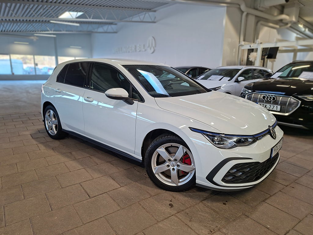 Volkswagen Golf GTE 245 DSG Plugin Hybrid NAVI|MATRIX 