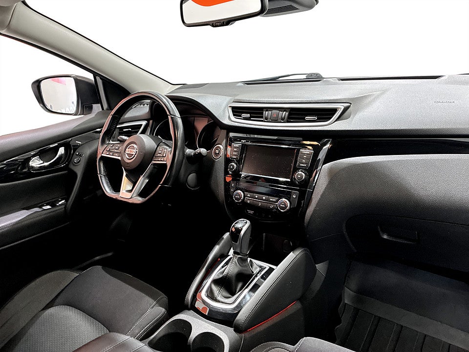 Bild på Nissan Qashqai N-connecta 1.3 160hk 360 kamera / Automat 