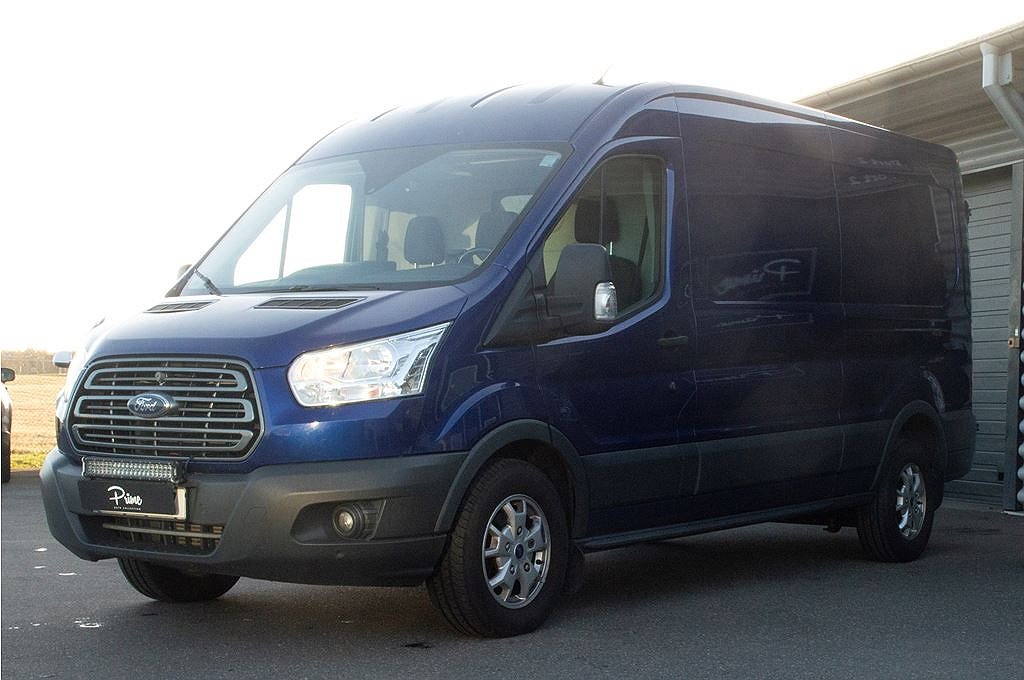 Ford Transit 350 L3H2 Värmare Dragkrok B-Kamera 3-Sits