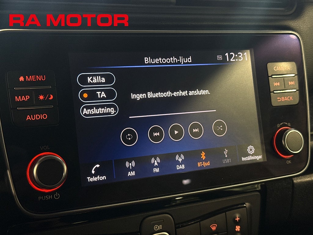 Nissan Leaf N-Connecta 40kWh | Värmepump | 360° Kamera | Moms | Nav 2022