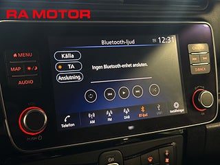 Halvkombi Nissan Leaf 19 av 26