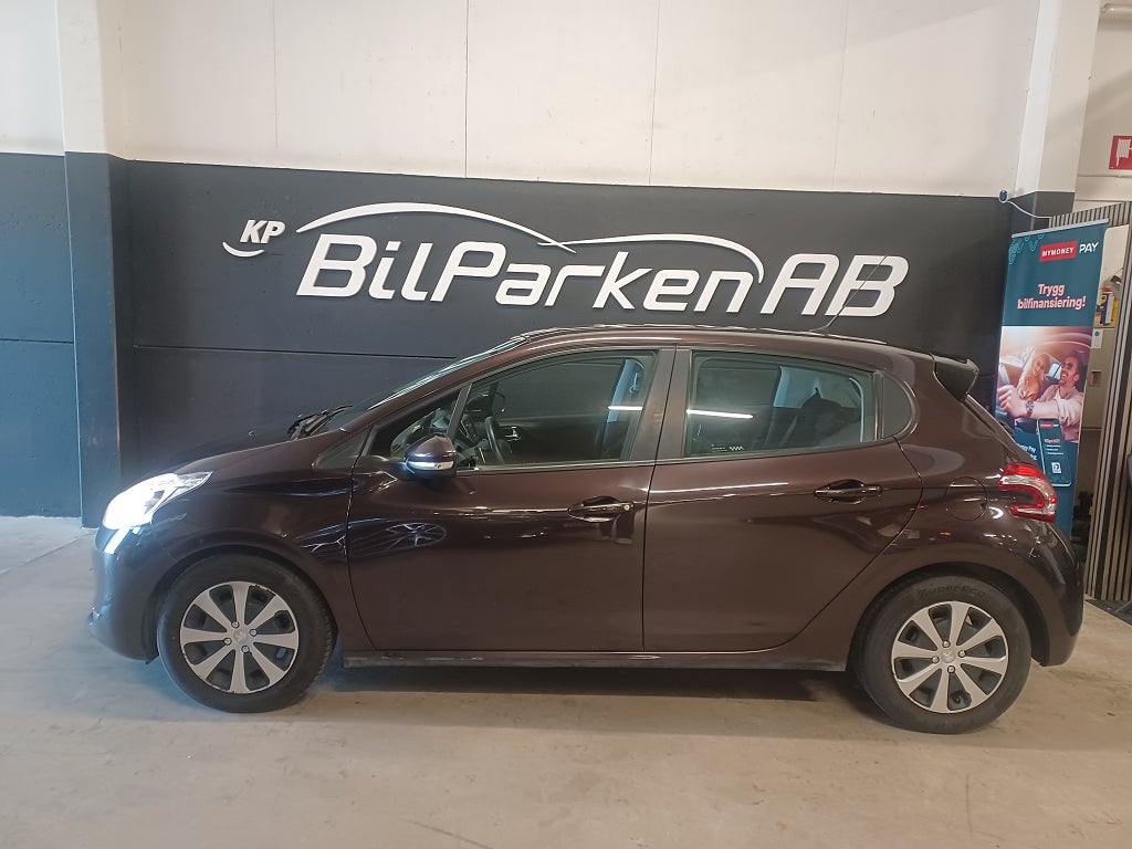 Peugeot 208 5-dörrar 1.4 e-HDi 68 8v EGS Euro 5