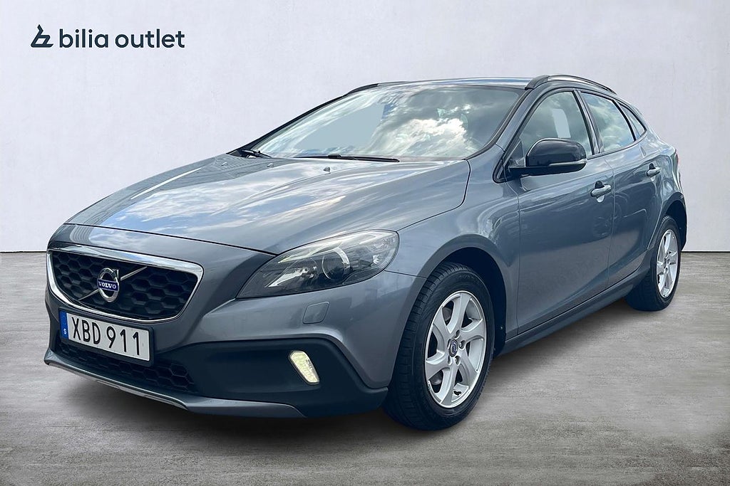 Volvo V40 Cross Country D2 Momentum BE 116hk / Värmare Bluetooth Kamrem bytt