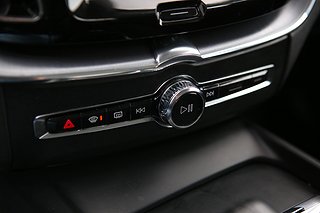 SUV Volvo XC60 24 av 28