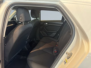 Audi A1 Sportback 30 TFSI Proline S&V-Hjul/P-sens/M-värm – bild 13