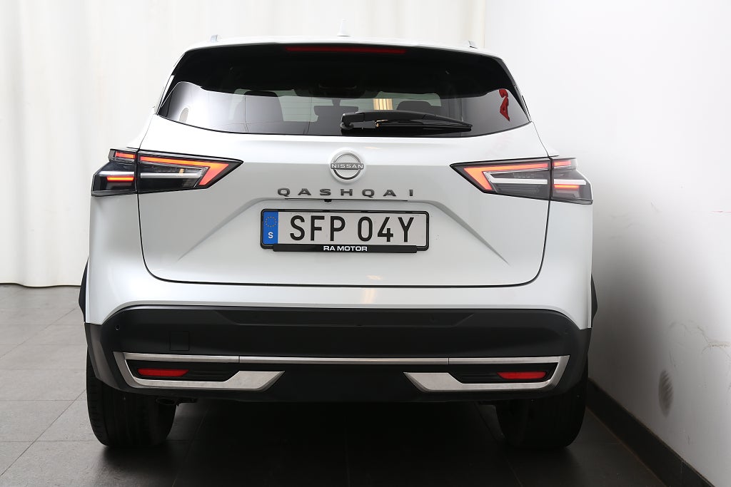 Nissan Qashqai 1,3 DIG-T XTRONIC-CVT 158hk N-Connecta Navi 360°-kamera