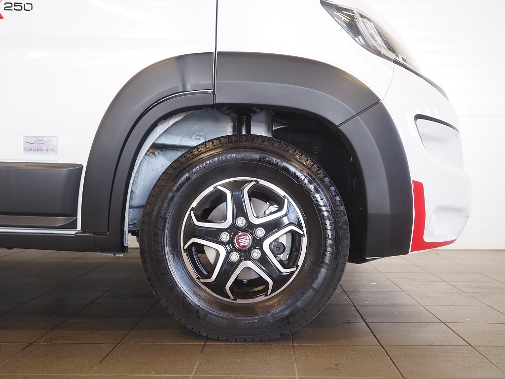 CHALLENGER X250 Markis Taksäng Stort garage AUT