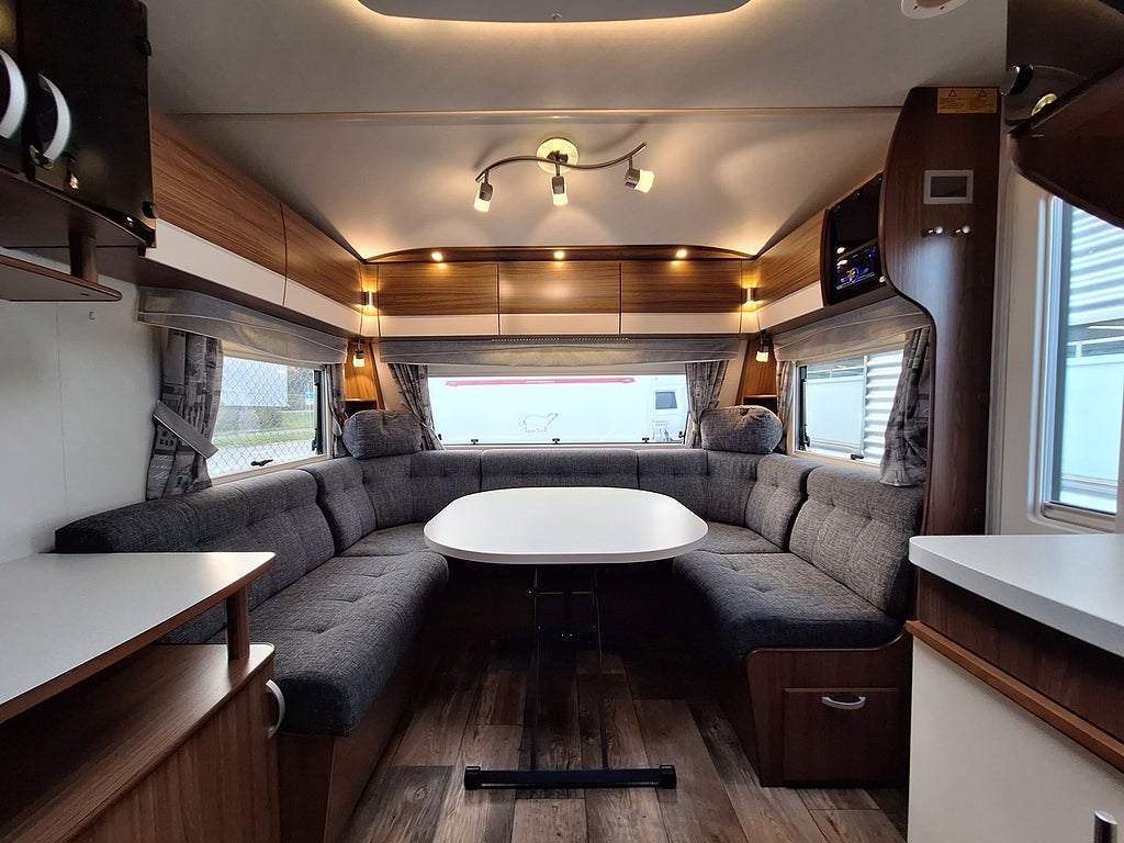 Polar Edition 590 BK 2.5 Barnkammare, Tält -2023