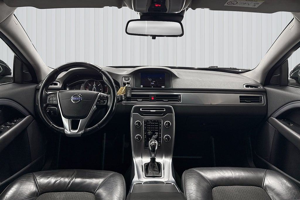 Volvo V70 2015