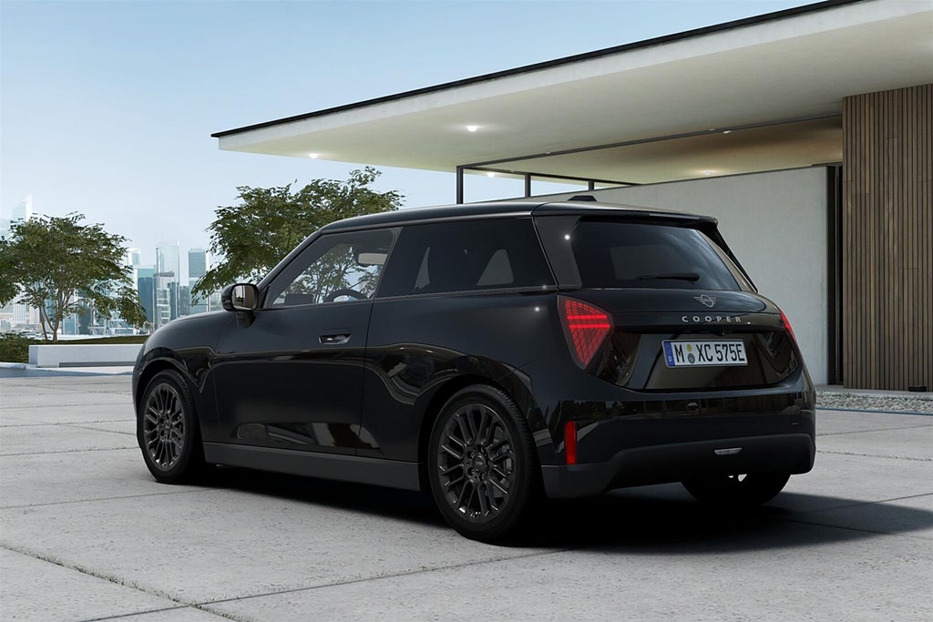 MINI Cooper E Blackyard Head-Up Display | Ränta 0,95%
