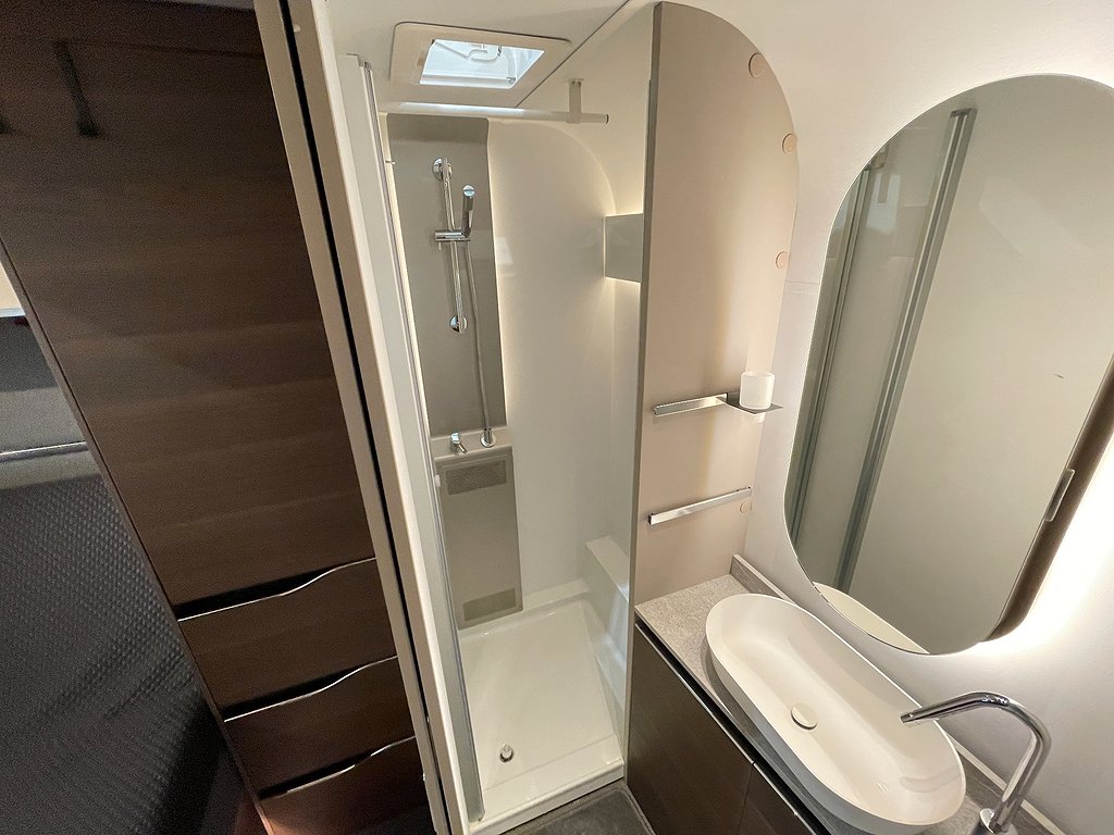 Adria Alpina 903 HT / AC / Barnkammare / ALDE / Markis-tält - Adria