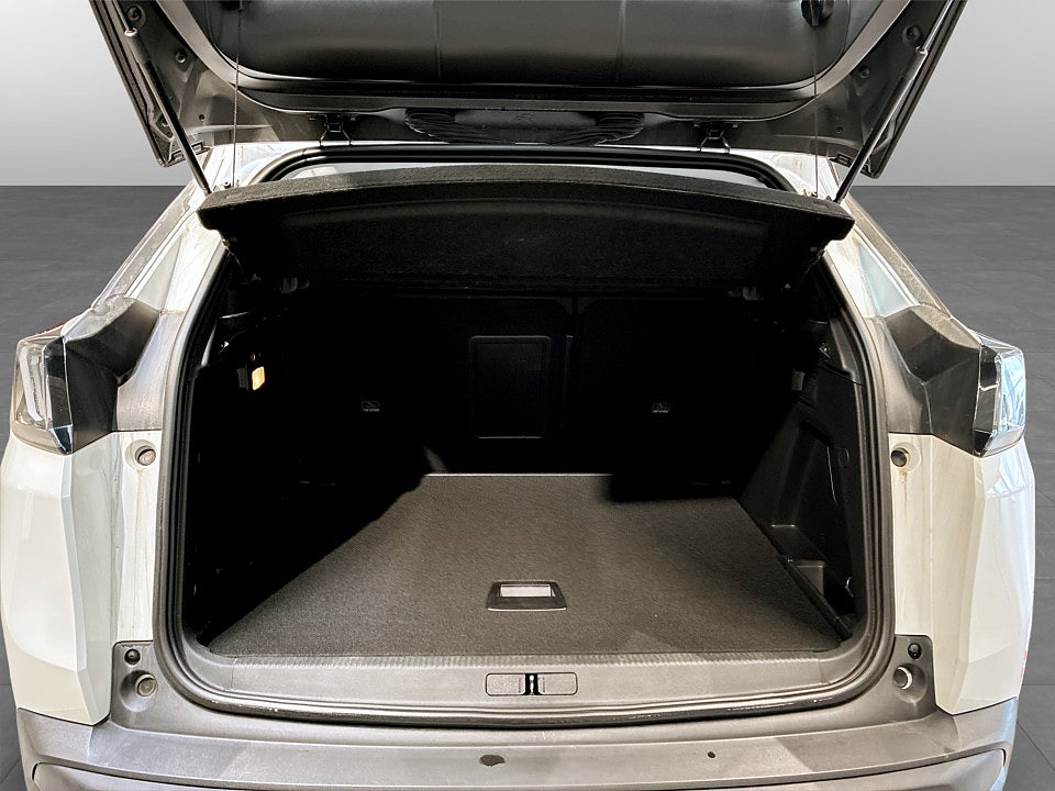 Bild på Peugeot 3008 Active Pack 1.2 PT 130hk Aut B-KAMERA