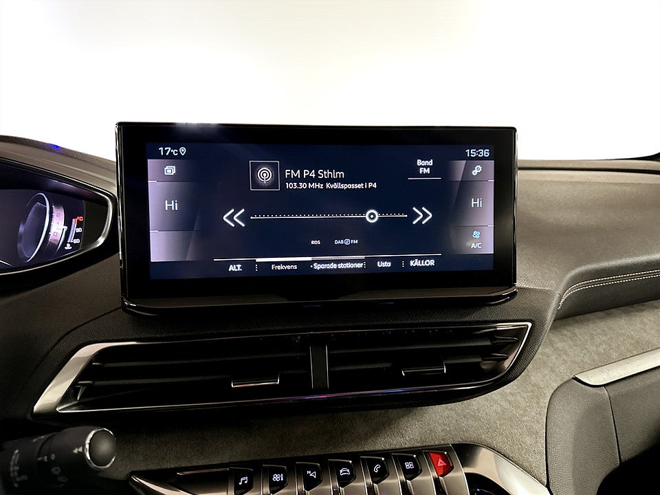 Bild på Peugeot 5008 GT 1.2 PT 130hk Aut 7-SITS B-KAMERA CARPLAY
