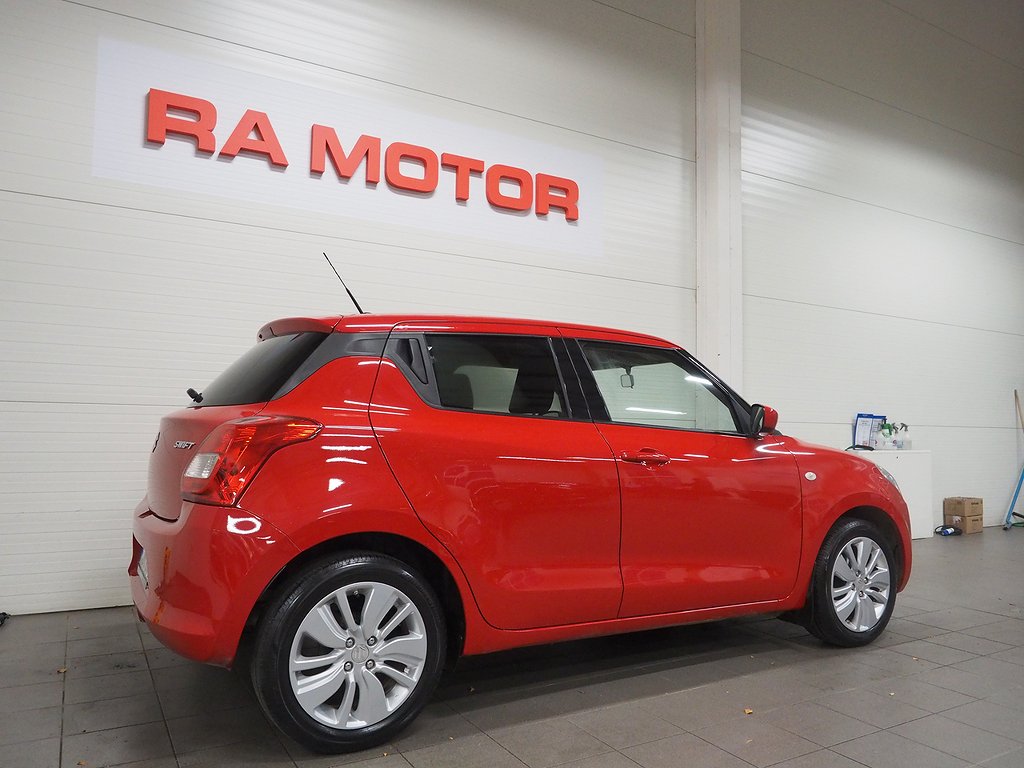 Suzuki Swift 1.2 90hk | Backkamera | Motorvärmare | 2017