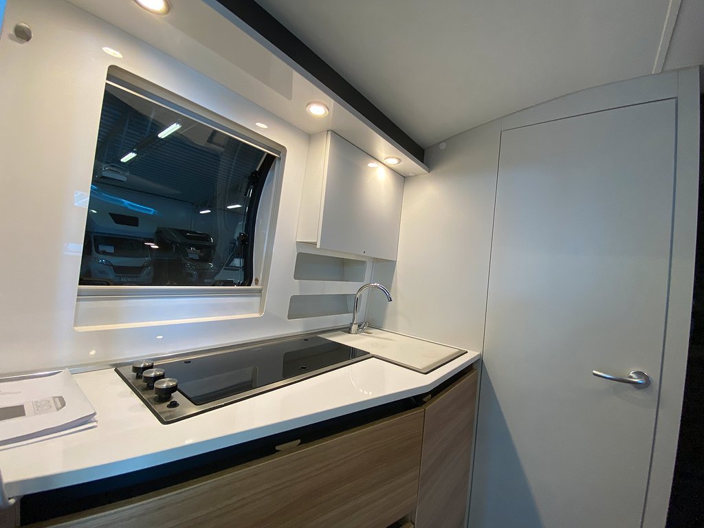 Adria Action 391 LH / Solcell / Mover / B-körkort / Micro - Adria