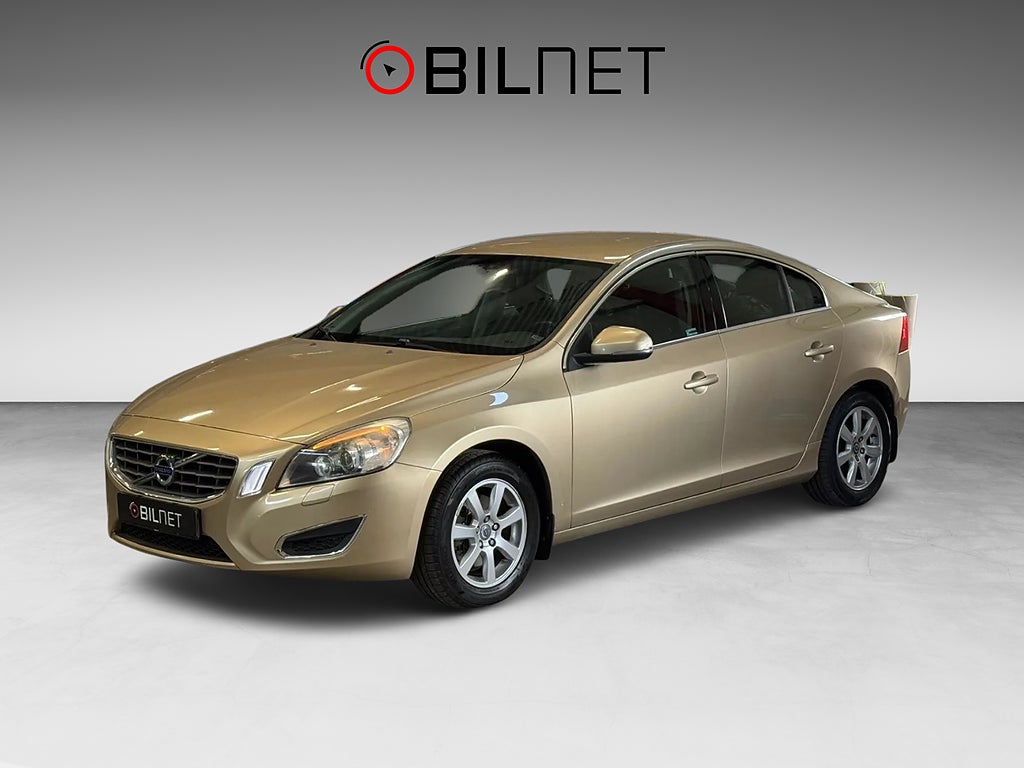 Volvo S60 D5 Automat Momentum *3,99%* Värmare Kamrem Bytt