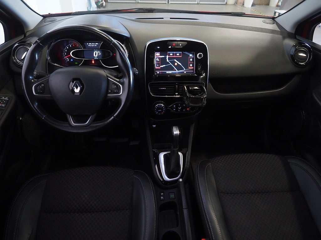 Renault Clio 1.2 TCe EDC 118hk Automat Intens P-Sensorer Navigation 2018
