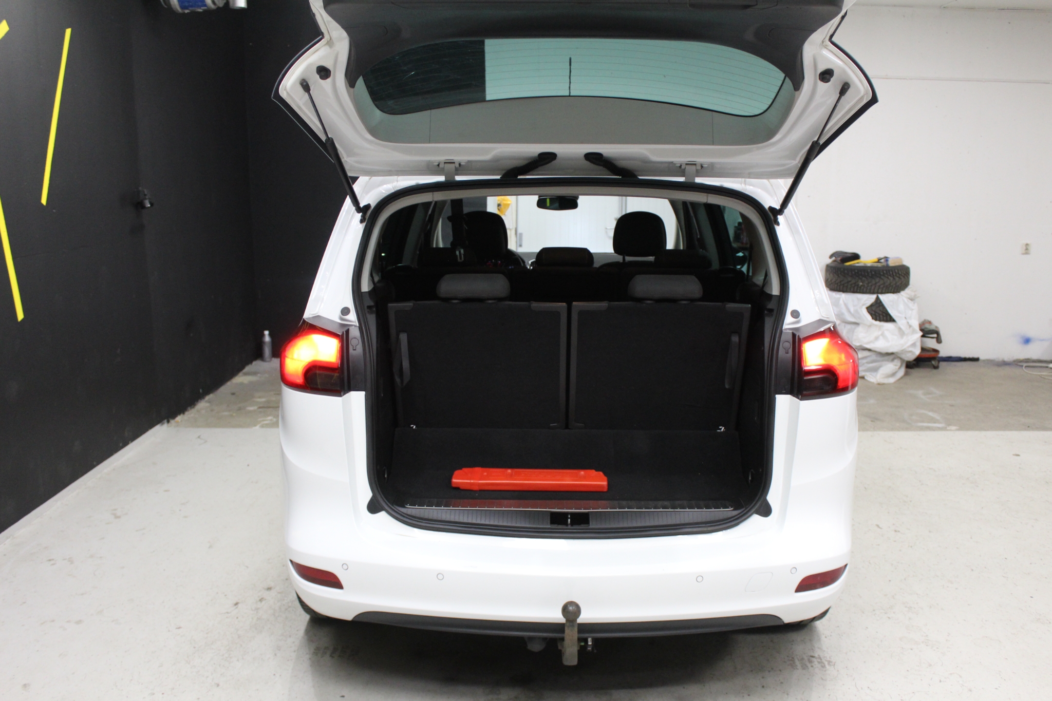 Opel Zafira 2012, kuva 7/43