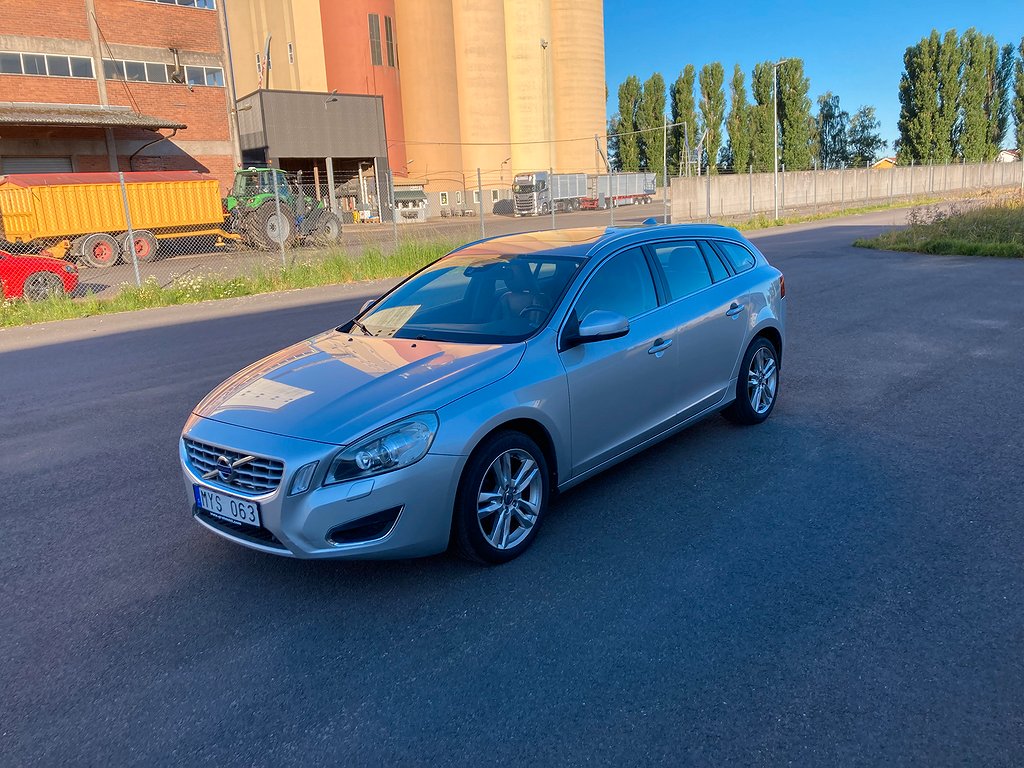 Volvo V60 D4 Summum Euro 5