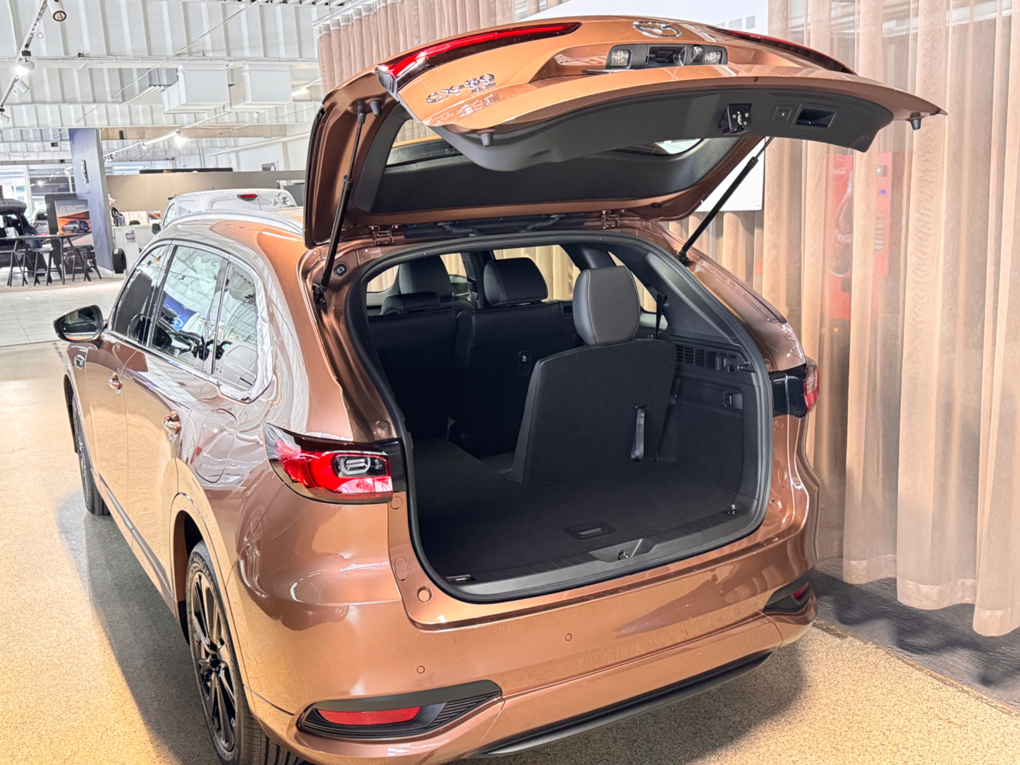 Mazda CX-80 PHEV Homura 327 HK 7 sits 2026, bild 7/42