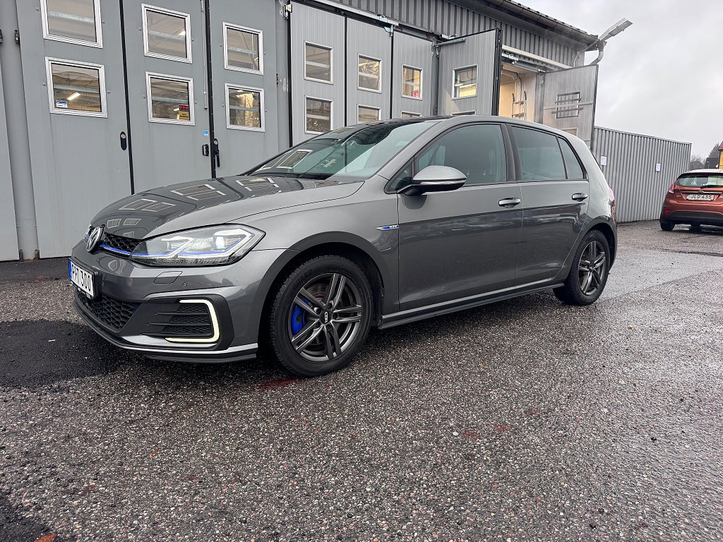 Volkswagen Golf GTE 1.4 TSI ACT Auto Bak kmaera Drgakrok  Euro 6