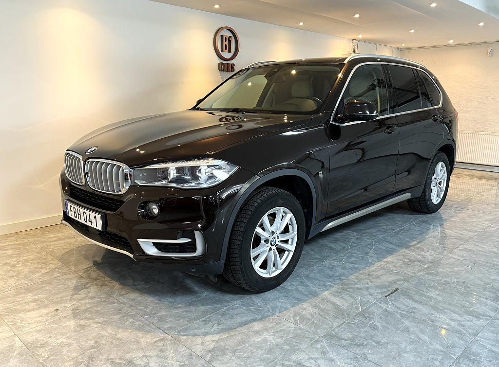 BMW X5 xDrive30d 7-SITS DRAG HELSKINN B-KAMERA FULLSERVAD