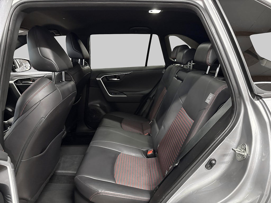 Suzuki Across Plug-in Hybrid 2.5 4WD 306hk E-CVT Inclusive  – bild 9
