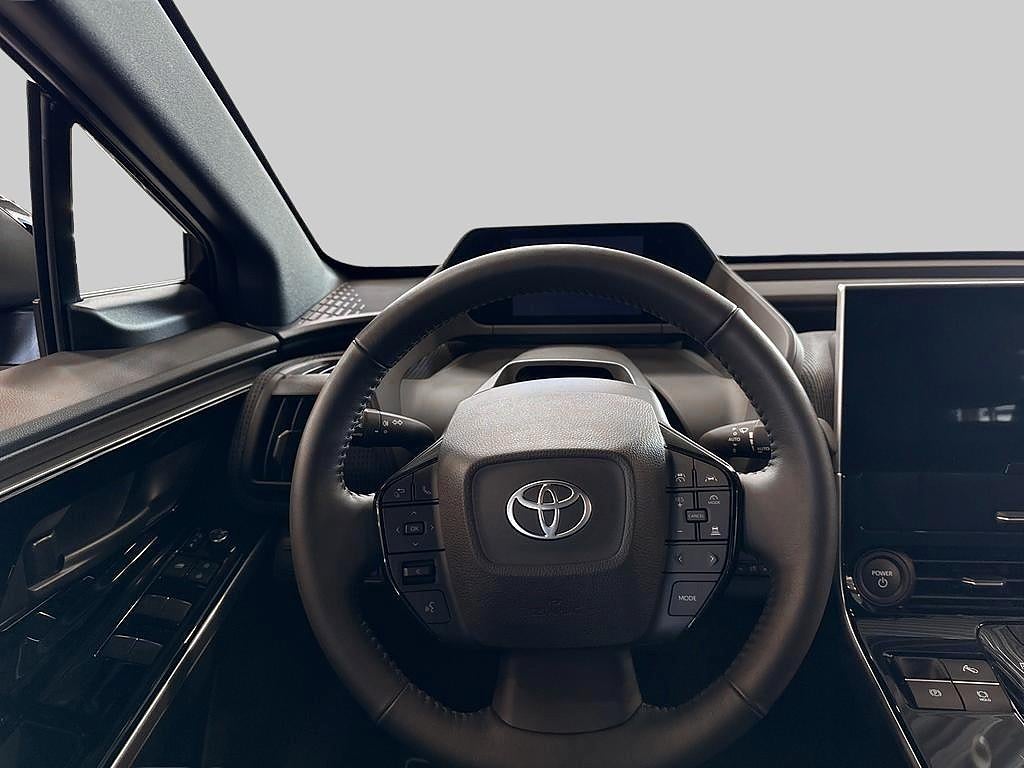 Toyota bZ4X 2025 - miniatyr 9