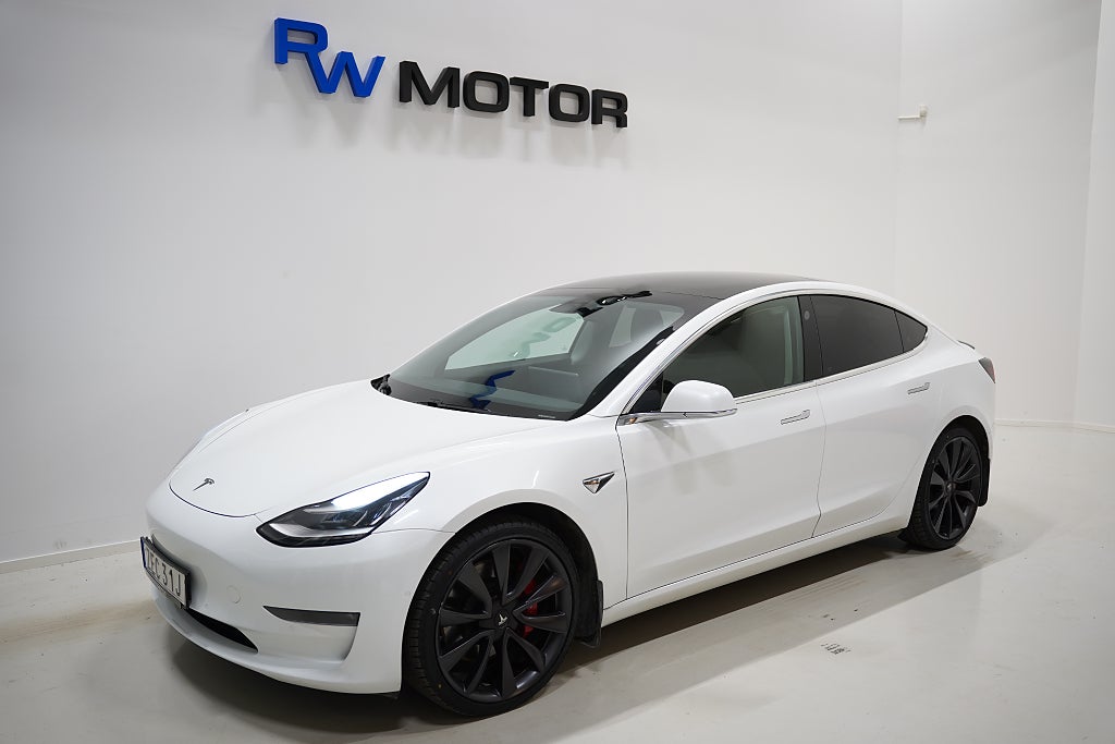 Tesla Model 3 Performance AWD 513hk Pano Autopilot B-kamera