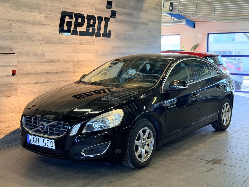 Volvo S60 T3 Momentum 18500mil 