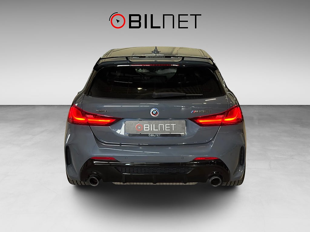 BMW M135i xDrive Innovation *3,99%* H/K HuD M-Performance Keyless