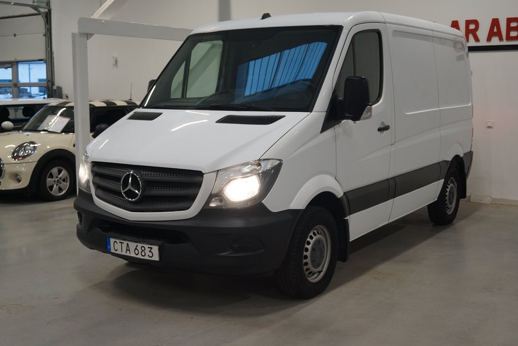 Mercedes-Benz Sprinter 211 CDI Skåpbil Automat Euro 6/Lågmil