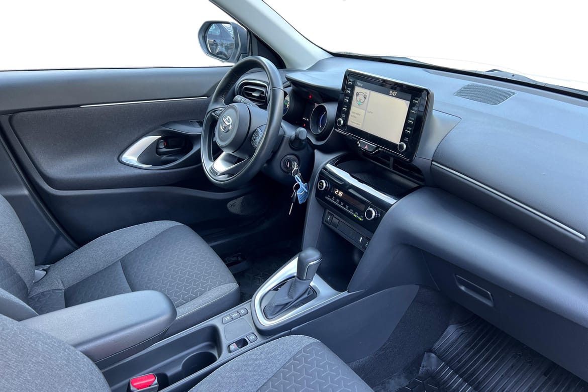 Toyota Yaris Cross 2023, bild 7/10