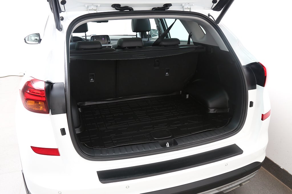 Hyundai Tucson 2,0 CRDi 185hk Premium 4WD Aut Pano Skinn 360° Dragkrok 2019