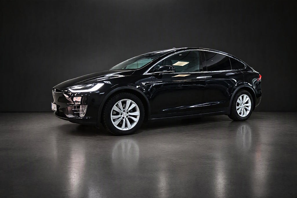 Tesla Model X Model X 100D 423HK 6 SITS MOMSBIL 16000 MIL V-HJUL