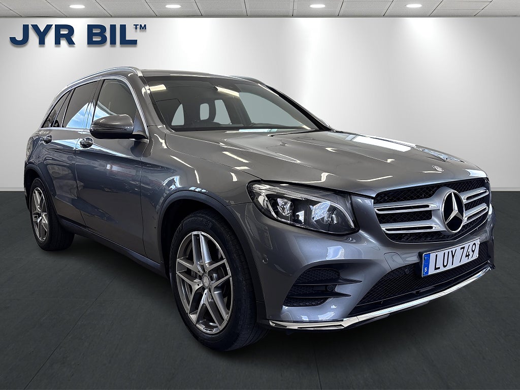 Mercedes-Benz GLC 220 d 9G-Tronic AMG /Värmare / Drag / Keyless / 1 Ägare