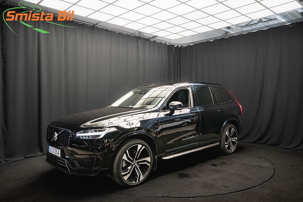 Volvo XC90 Recharge T8 AWD ULTIMATE DARK 7-sits B&W PANO LUFT MOMS