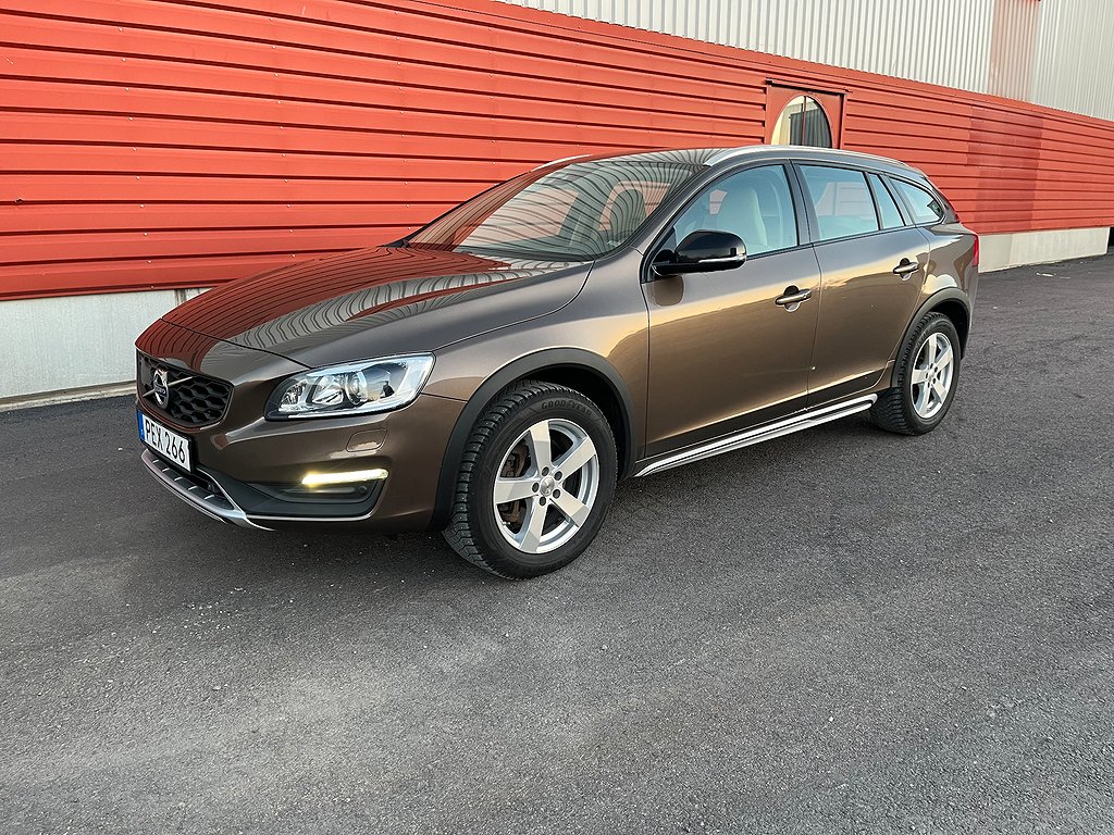 Volvo V60 Cross Country D4 Geartronic Summum Euro 6 