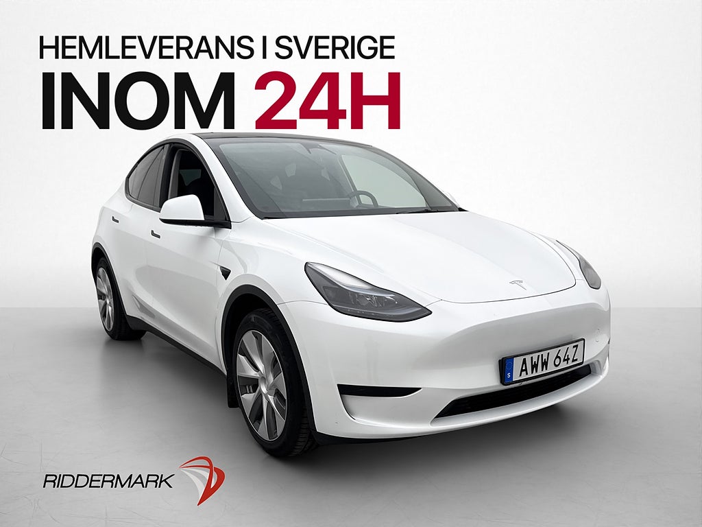 Tesla Model Y Standard Range 299hk Pano Drag Moms Kamera AP