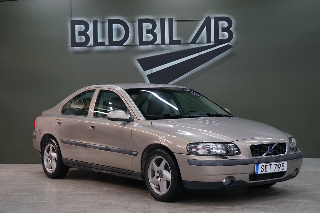 Volvo S60 2.4 Business NYBES KAMBYTT DRAG 140HK 