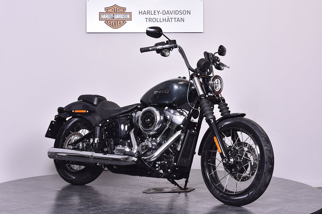 Harley-Davidson Street Bob Demo med Jekill&Hyde!!