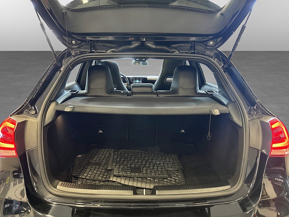 Bild på Mercedes-Benz A180 AMG Line 136hk Aut TAKLUCKA B-KAMERA
