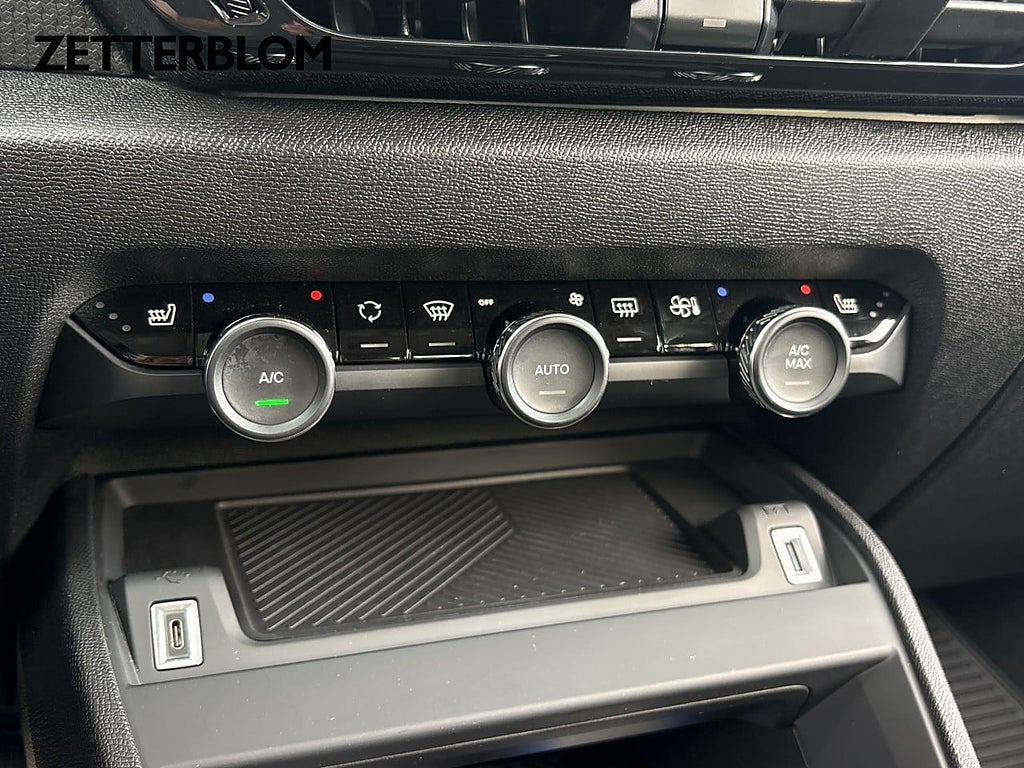 Halvkombi Citroën C4-X 18 av 18