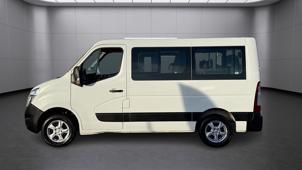 Nissan NV400 Minibuss 2.3 dCi 9 sitsig Endast 8600 Mil - miniatyr 2