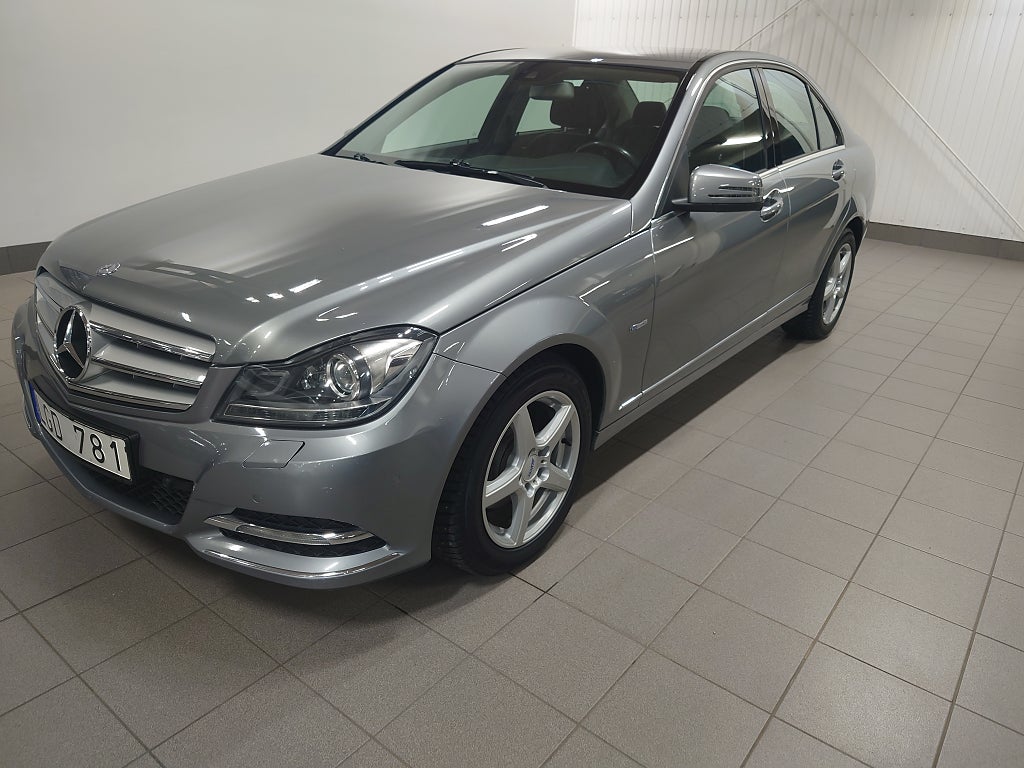 Mercedes-Benz C 220 CDI BlueEFFICIENCY Avantgarde Drag