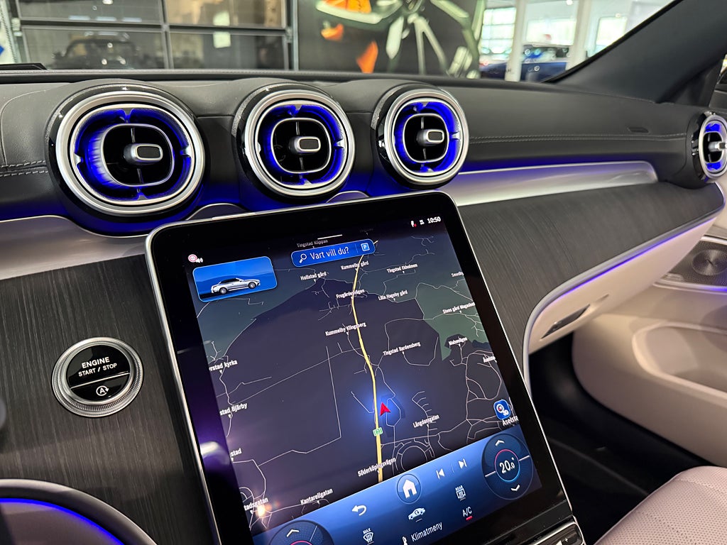 Mercedes-Benz CLE 300 4MATIC Cabriolet AMG Premium Läder Drag Burmester - bild 9