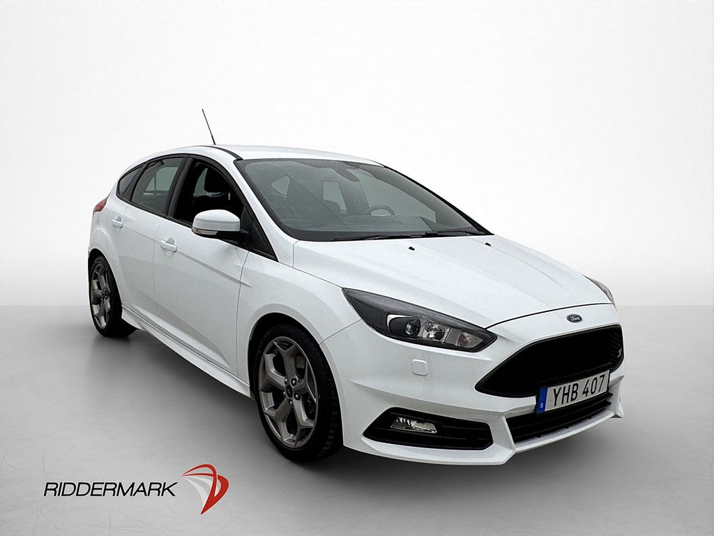Ford Focus ST-3 250hk Recaro M/K-Värmare Skinn Bluetooth