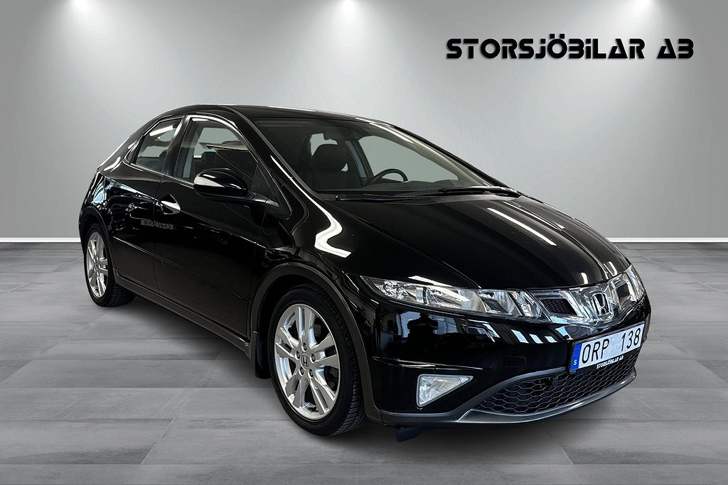 Honda Civic 5-dörrar 1.8 i-VTEC Sport Euro 5 + Vinterhjul